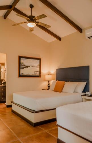 Boca Olas Resort Villas