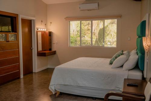 Boca Olas Resort Villas