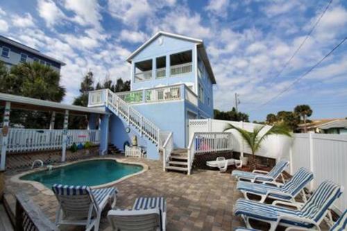 Large Oceanfront Property wPool 8br sleeps 24 in Cocoa Beach, USA