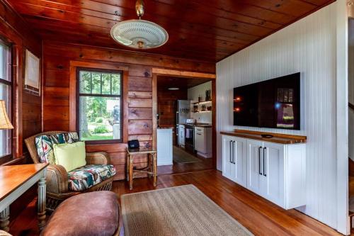 The Doctors Cottage - Vacation Back In-Time in Fremont, USA