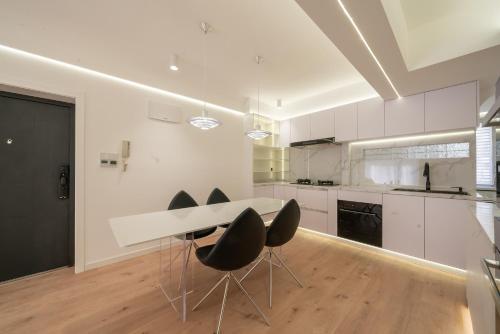 Molly Homestay - Nanjing East Road the Bund 3-Bedroom with Elevator Apartment, Shanghái (foto 10)