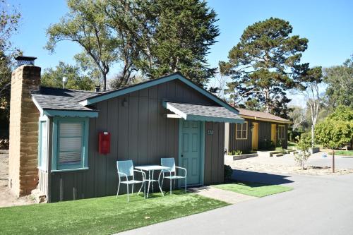 Studio Cottage with Kitchenette