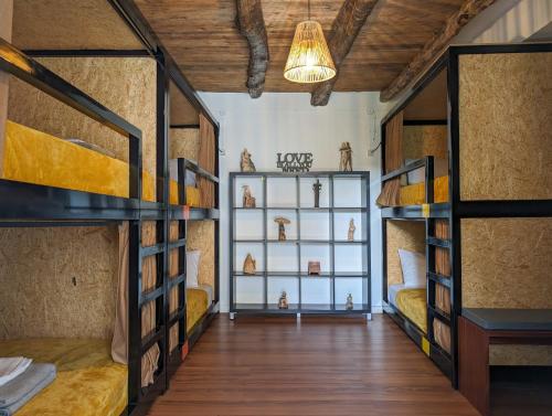 1 twin bed