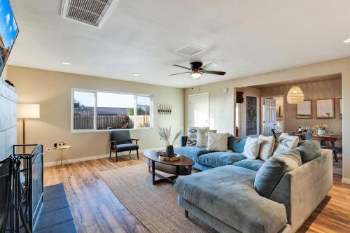 Private Home Pool - Firepit - Casa Delfin in Twentynine Palms, USA