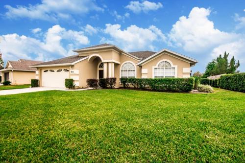 Executive sth facing,lake view 4 bed 3 bath Near disney, resturants and shopping in Davenport, USA