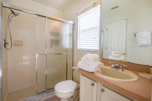Executive sth facing,lake view 4 bed 3 bath Near disney, resturants and shopping in Davenport, USA