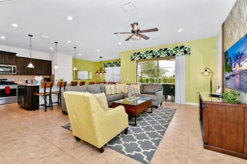 Solterra Resort Family Oasis Getaway. 5553 in Davenport, USA