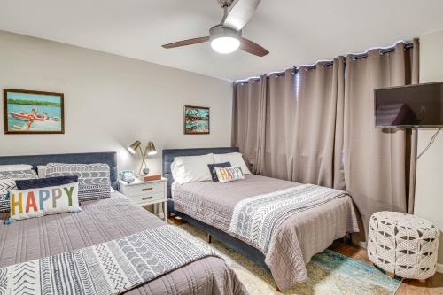 Stylish Resort Condo with Boat Slip on Lake Hamilton! - image 12