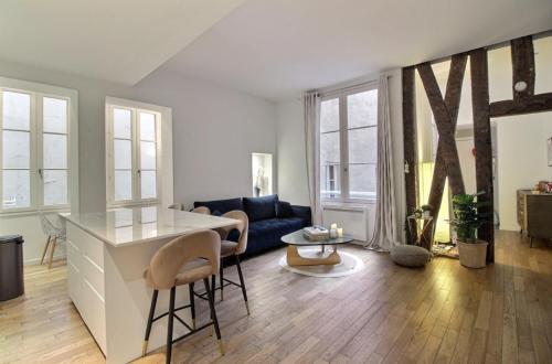 APPARTEMENT PARIS - LOUVRE & RIVOLI 1