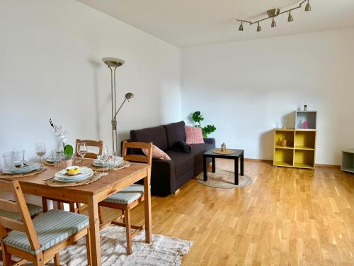 60 m2 Premium Apartment near Airport - Free Parking - Schwechat