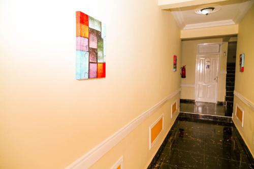 HILLS HAVEN HOTEL photo 2