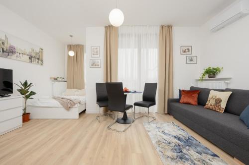 Holzera 3 studio - close to Medicover/Paley, Warsaw (photo 3)