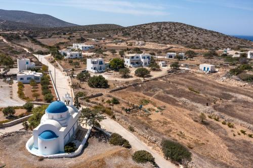 Apkārtne, SOHOROS STUDIOS in Ag. Georgios (Irakleia)