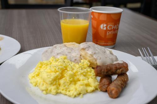 Quality Inn & Suites