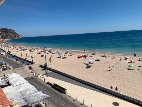 2 bedrooms appartement with wifi at Sesimbra