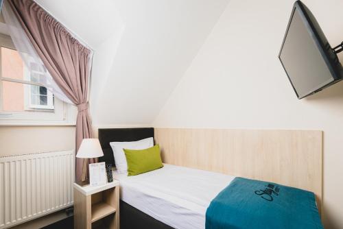 Stay Inn Hotel - image 14