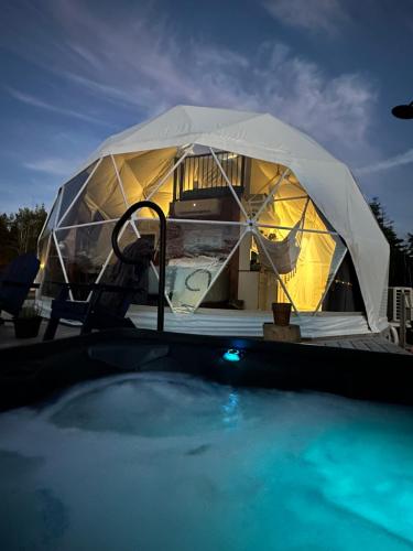 Karstais baseins, Island Beach Hideaways in Bayfield (NS)