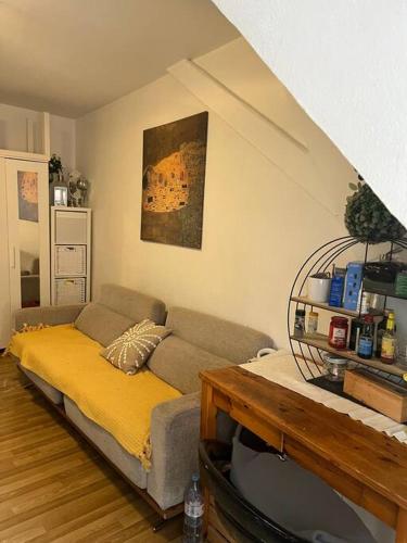 Apartment near Central Station, Zürich (photo 9)
