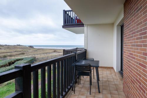 - Appartement vue mer - Accès direct à la plage - Location saisonnière - Cabourg