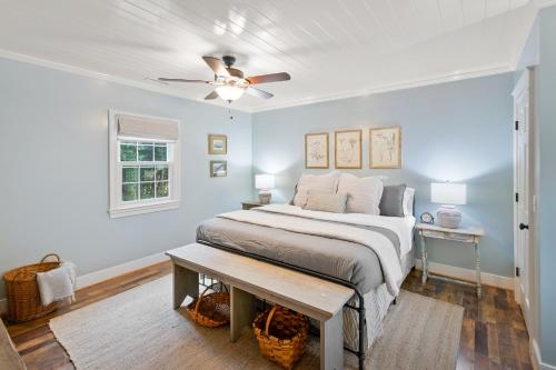 Pet-Friendly Hampshire Cottage at Ivy Cottages in Crozet, USA