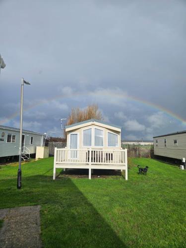 2 bedrooms, 4 beds