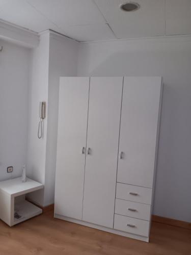 Apartamento para cuatro Huspedes Amplio y Cntrico Ciutat Vella, Valencie (fotografie 5)