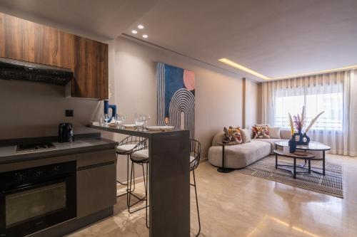 Luxoria by ShortStayMaroc, Studio Moderne et Chic, Parking, Quartier Central 3
