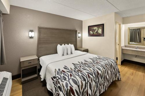 Red Roof Inn Chapel Hill - UNC - main image