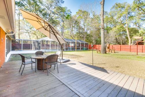 Pool and Gameroom Family Fun Retreat in Hinesville! in 翰斯維爾 (GA)