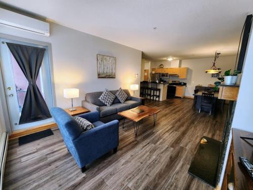Two-Bedroom Suite with Balcony image 1
