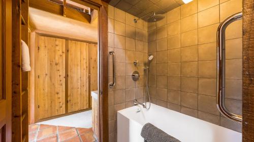 Summers House - image 10