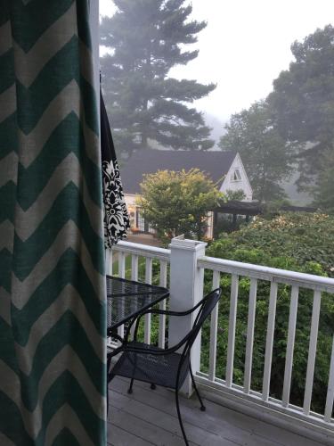 哈特福德南部/格拉斯頓伯里康涅狄格河谷公寓 (The Connecticut River Valley Inn Hartford South/Glastonbury) in 格拉斯頓伯里