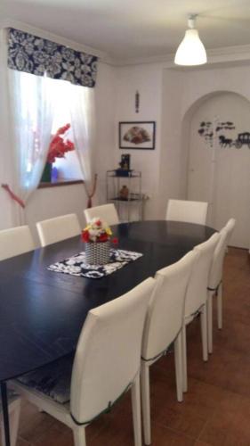 5 bedrooms house with terrace and wifi at Aldehuela Sepulveda