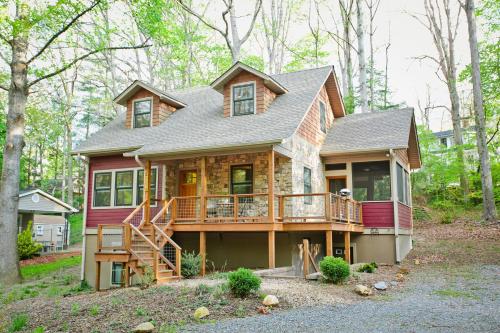 Tulip Cottage in Black Mountain, USA
