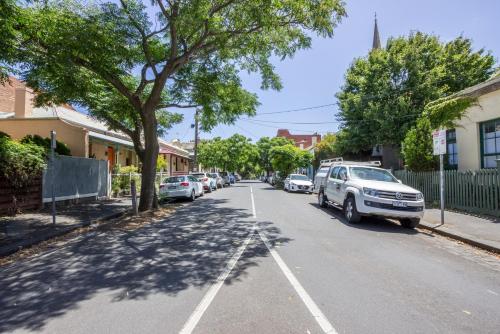 Studio Apartment in the heart of Fitzroy