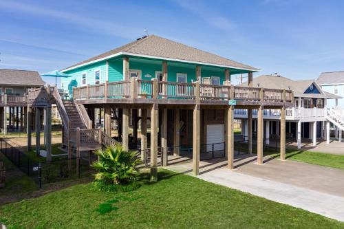 The Reel Teal home in Crystal Beach, USA