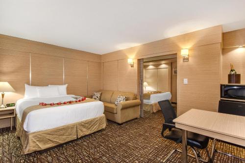 Ocean Beach Palace in Fort Lauderdale, USA