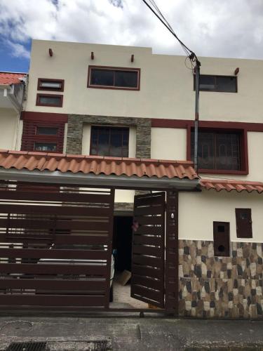 CASA LESLY