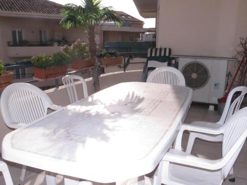 Appartement Sainte-Maxime, 5 pièces, 8 personnes - FR-1-780-30