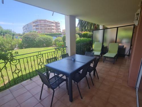 Appartement Sainte-Maxime, 3 pièces, 6 personnes - FR-1-780-42 - Location saisonnière - Sainte-Maxime