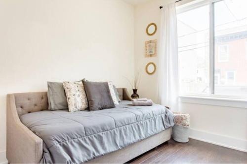 Luxurious & Spacious 3Bed/3Bath with Outdoor Patio in Philadelphia, USA
