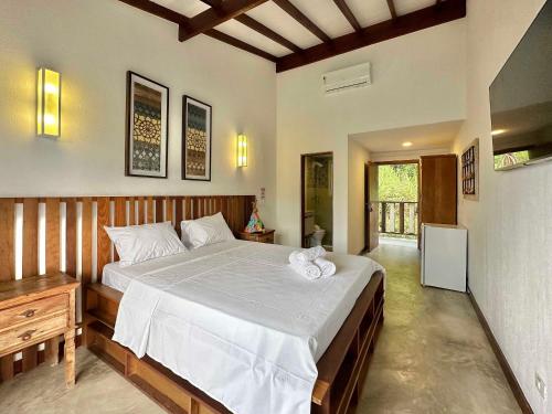 Pousada Casa Canoa - Pé na Areia e Natureza