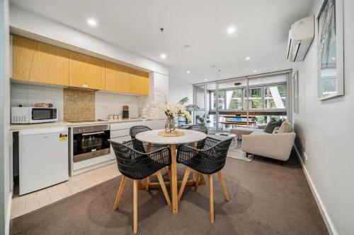Bliss at Balfours - CBD Escape with Pool & Hot Tub, Adelaide (fotografie 8)