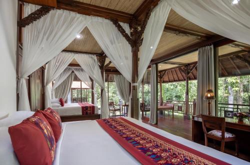 Santi Mandala Villa & Spa