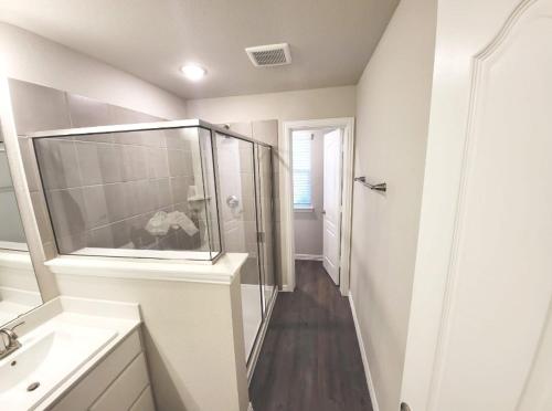 Luxury 3 bedrooms 3 bathrooms in Flower Mound, USA