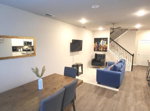 Luxury 3 bedrooms 3 bathrooms in Flower Mound, USA