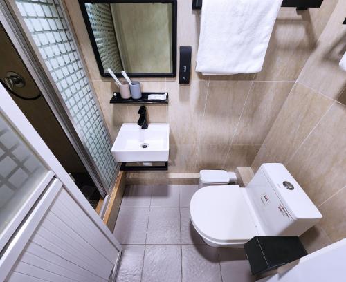Double Room image 1