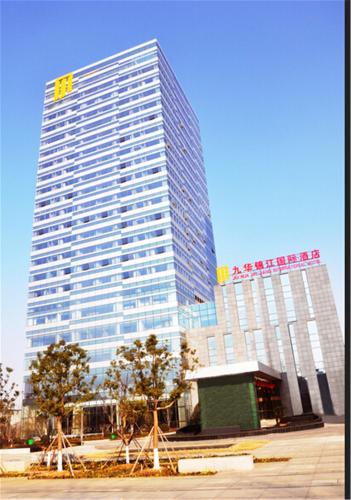 . Zhenjiang Jiuhua Jinjiang International Hotel