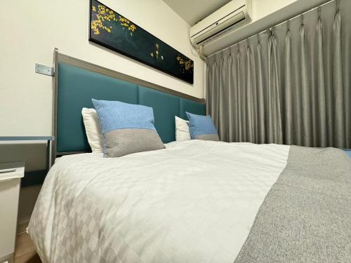 King Suite image 6