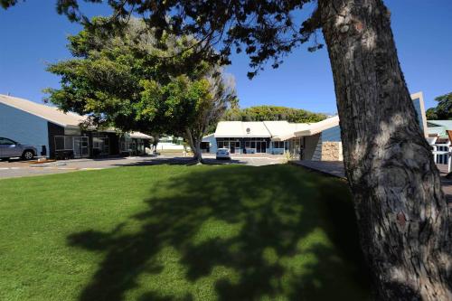 Abrolhos Reef Lodge